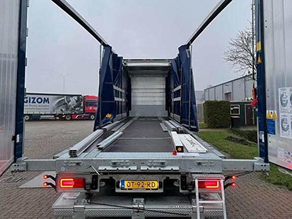 Uitbreiding trailers 2 van de 3
